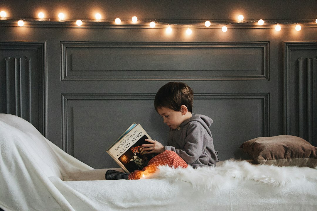 Kleines Kind mit Buch – neue Bilderbücher 2026